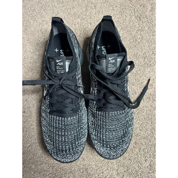 Nike Air Vapormax Flyknit 3 Oreo Mens Size 10.5 Running Sneakers AJ6900-002 - Picture 2 of 7